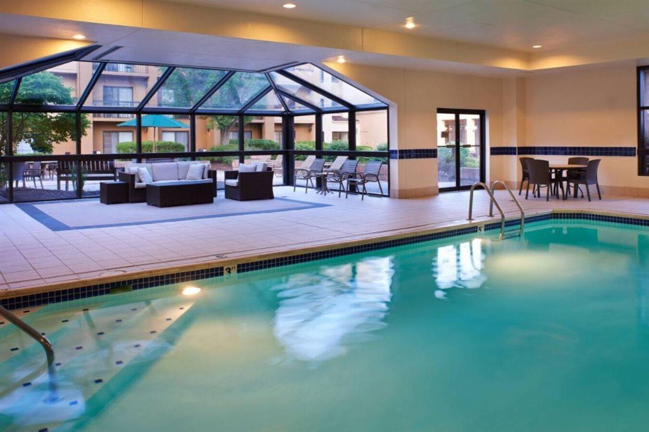 Courtyard Columbus Worthington Hotell Exteriör bild