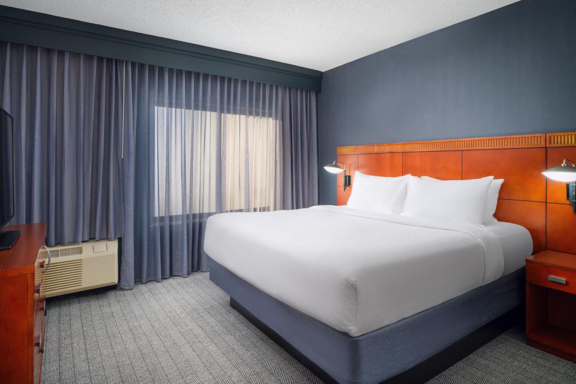 Courtyard Columbus Worthington Hotell Exteriör bild