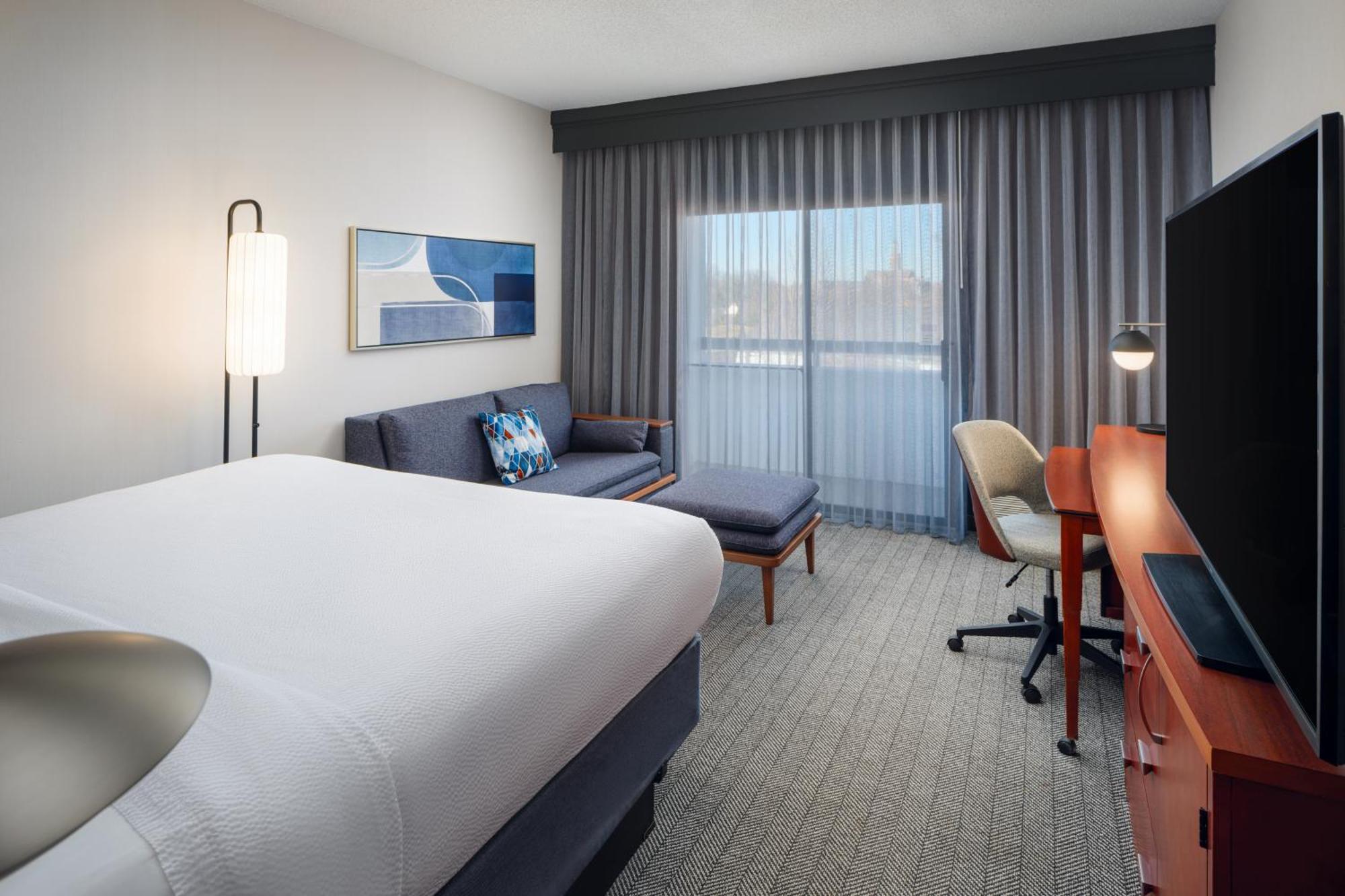 Courtyard Columbus Worthington Hotell Exteriör bild